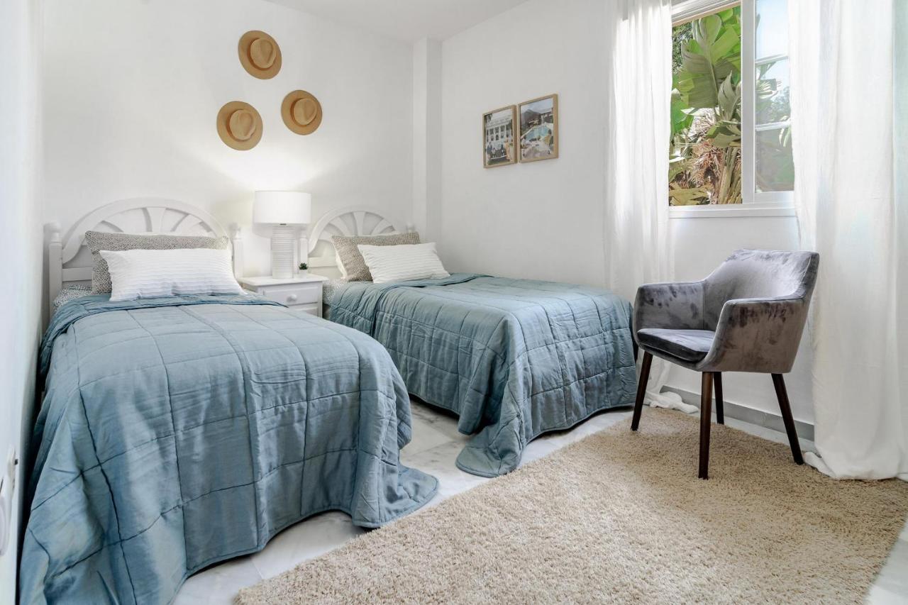 Gorgeous 2 Bedroom Townhouse In Marbella, Steps From An Incredible Hébergement de vacances