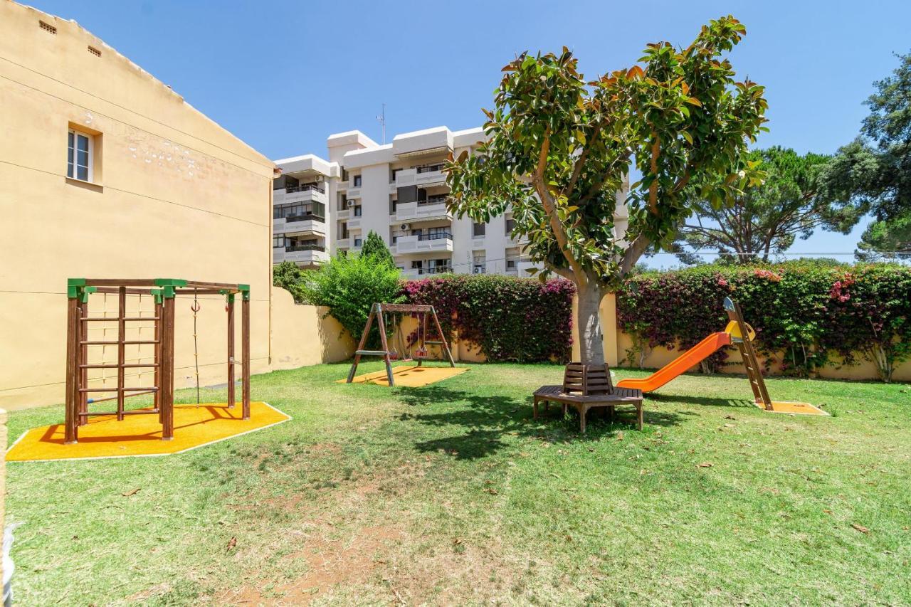 Hébergement de vacances Gorgeous 2 Bedroom Townhouse In Marbella, Steps From An Incredible Marbellac