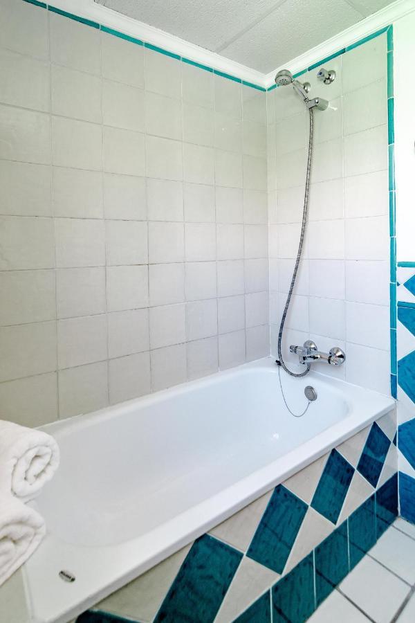 Gorgeous 2 Bedroom Townhouse In Marbella, Steps From An Incredible * Marbellac